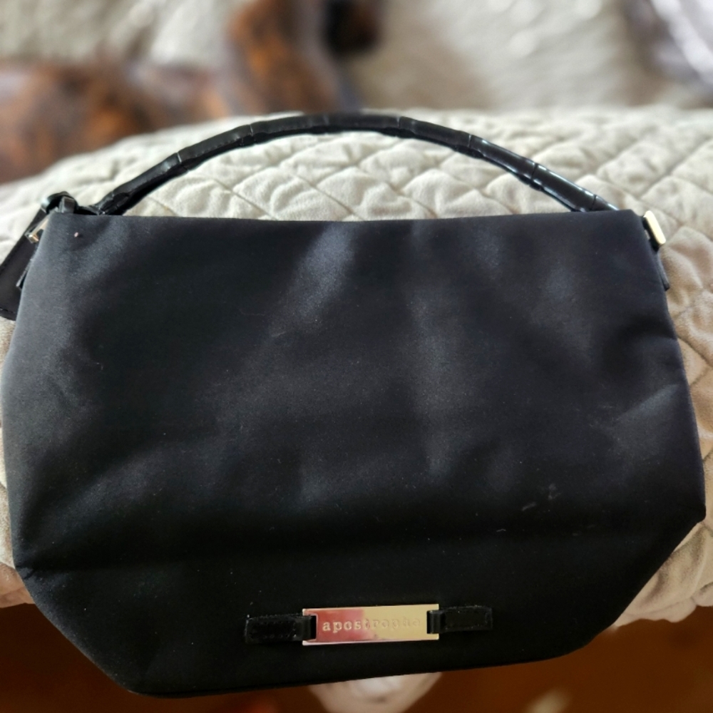apostrophe handbag.